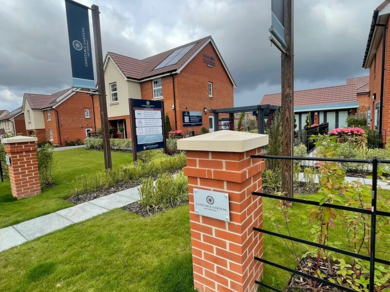 WhatsApp Image 2025-09-30 at 15.15.53 (1)